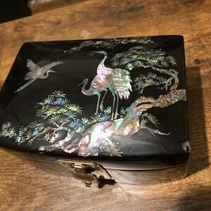 Vintage black lacquer with mother of pearl inlay jewelry box